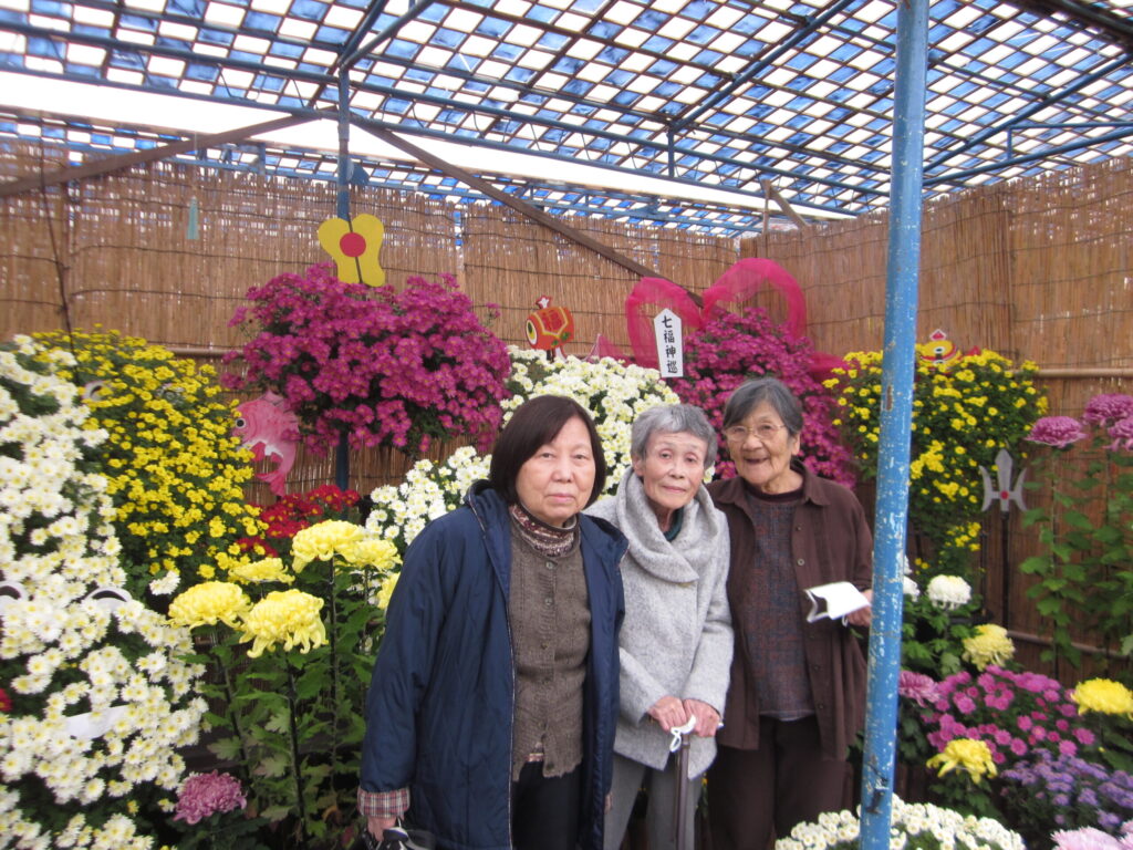 [明神DS] 福山菊花展にいってきました [菊より綺麗な皆様と]