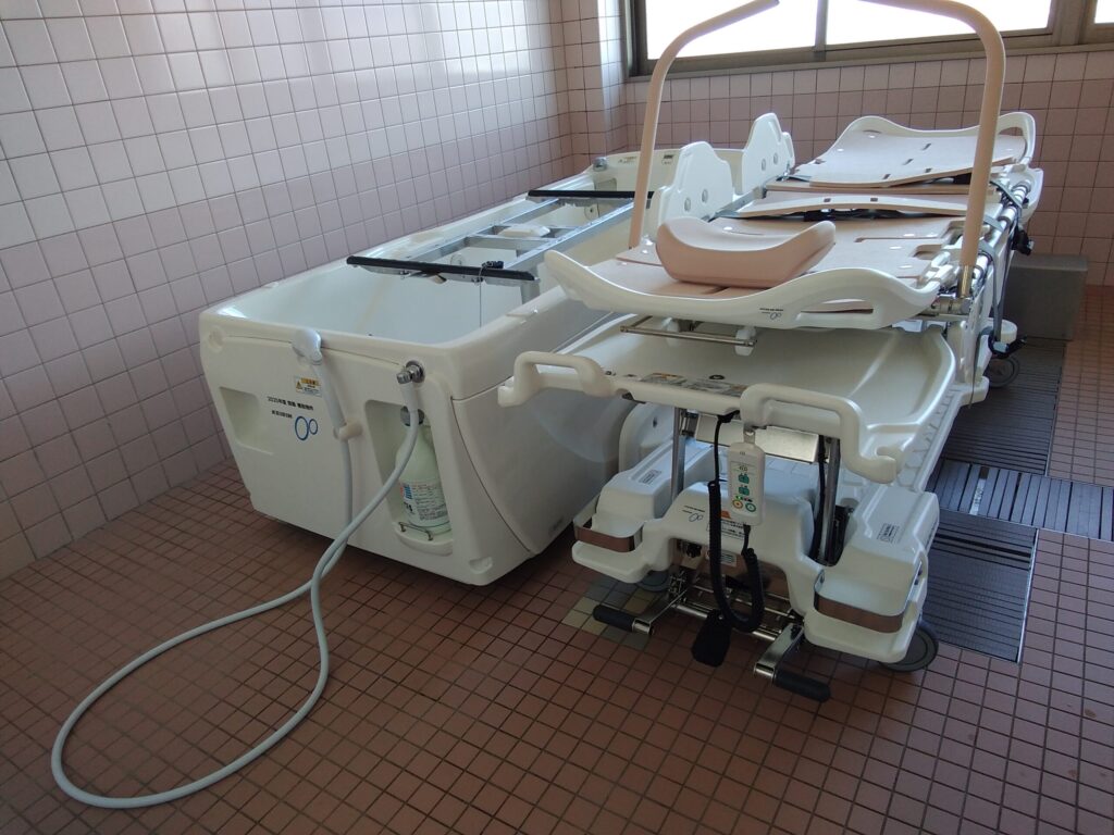 機械浴槽が新しくなりました！！